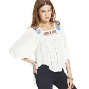 🎉😀CLEARANCE SALE!!😀🎉FREE PEOPLE Free Bird Embroidered Hi Lo Peasant Top